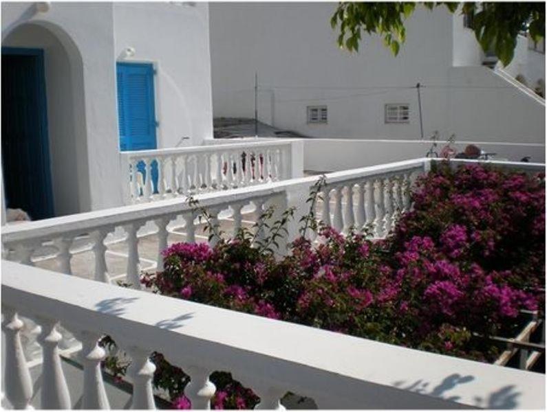 الشقق الفندقية إيوس خورافي  Artemis Pension المظهر الخارجي الصورة